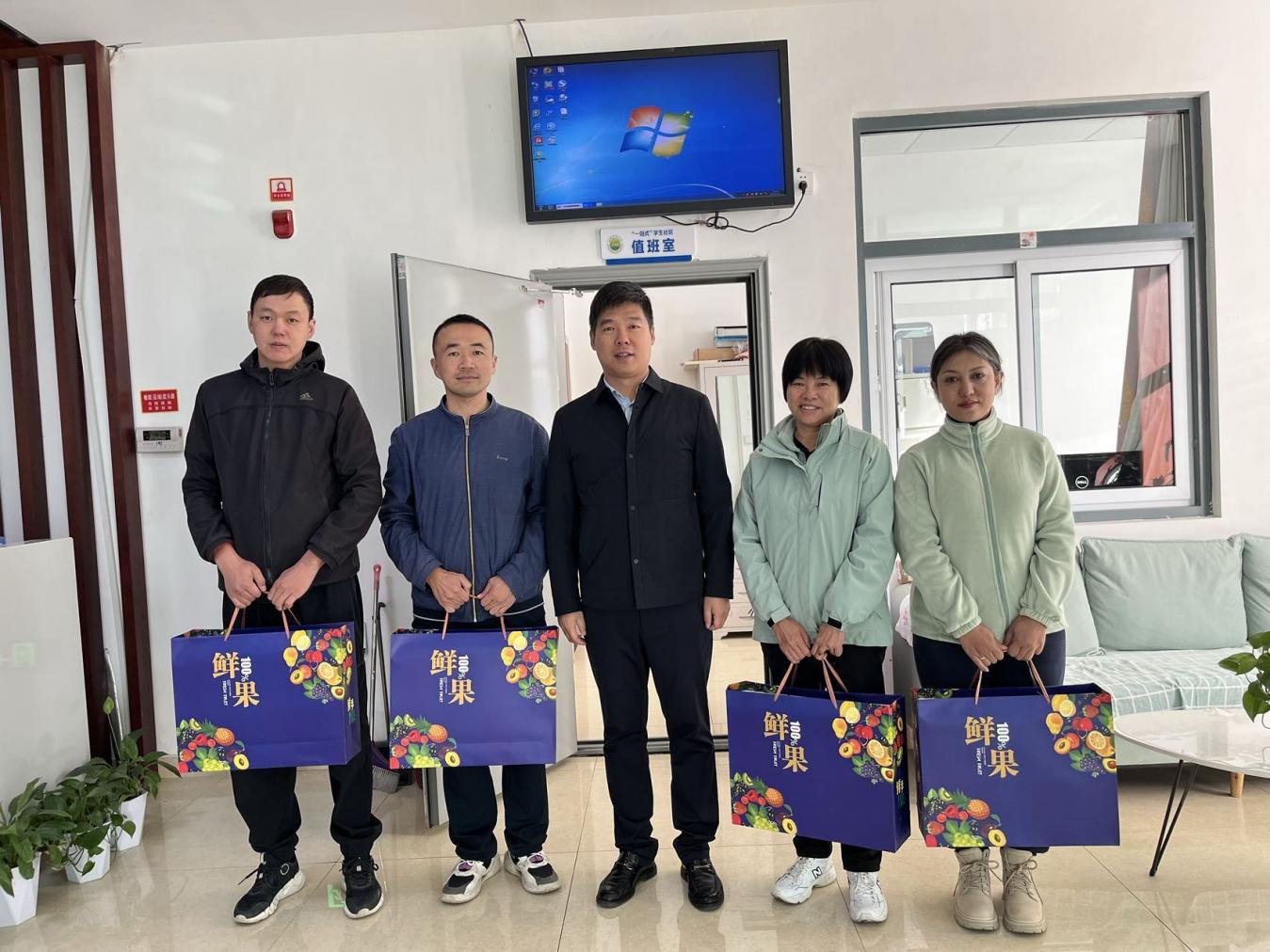 团委副书记蒋烨清一行深入球探体育比分