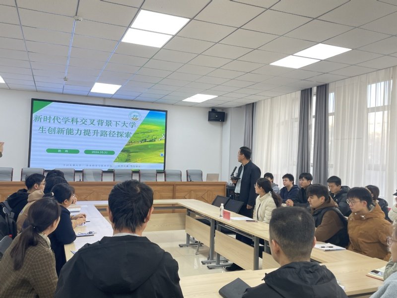 加快推进“满意学工